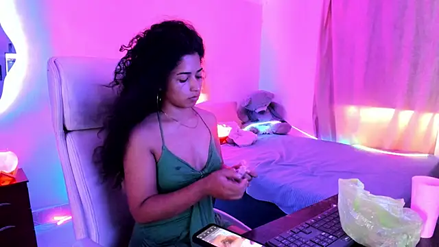 Nadia-Monroe online show from July 27, 8:17 pm