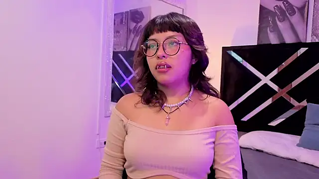 hannita 01 online show from July 7, 11:57 am