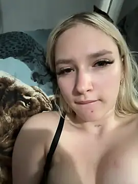 lisacryss3 online show from May 31, 3:12 am