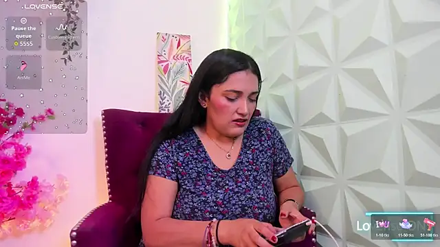sthefy01 online show from July 27, 7:22 pm