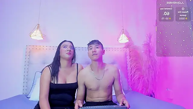 stick and julieth online show from June 5, 4:38 am