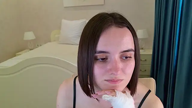 Daisy Heart online show from June 30, 10:26 am