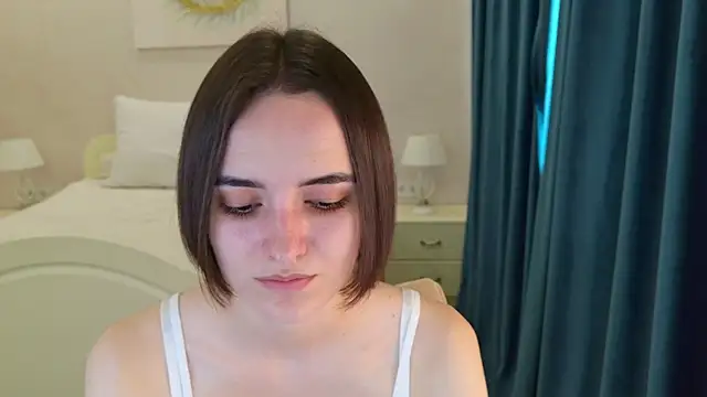 Daisy Heart online show from July 20, 8:17 am