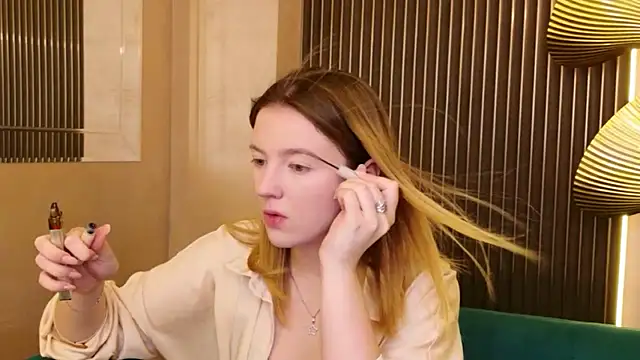 Laura Stellar online show from July 25, 5:36 am
