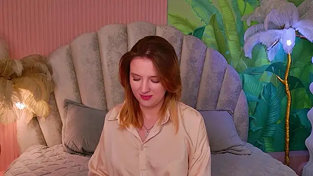 Laura Stellar online show from July 28, 11:17 am