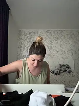 evaxxxcurvyxxx online show from June 16, 4:19 pm
