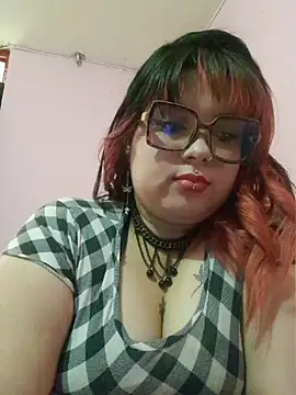 curvy latina online show from July 16, 5:17 pm