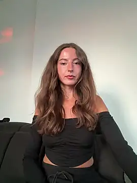 gymgirllaura online show from July 23, 7:00 pm