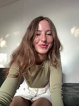 gymgirllaura online show from July 15, 6:12 pm