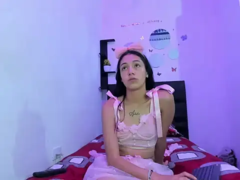 Ambar queen18 online show from May 29, 9:02 pm