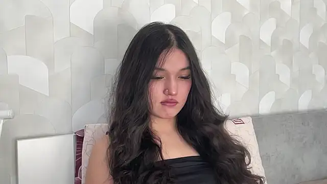 LisetteParajon online show from July 29, 3:17 am
