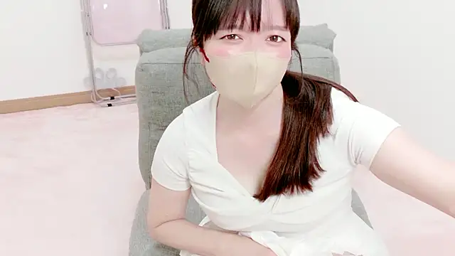 Hikari  o00 online show from June 7, 2:07 am