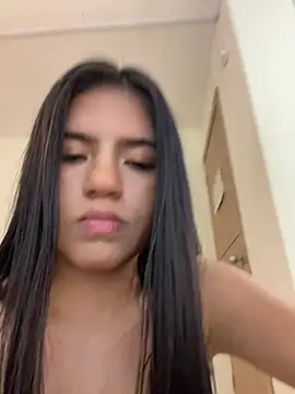 Eilie xxx online show from July 28, 7:39 pm