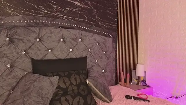 AlexandraNoxx online show from July 19, 12:40 pm