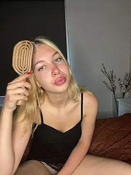 MilaaXOO online show from July 14, 4:22 pm