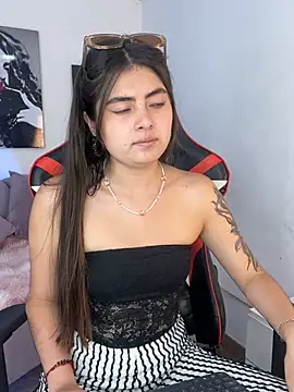 Noa bunny  online show from July 28, 9:03 pm
