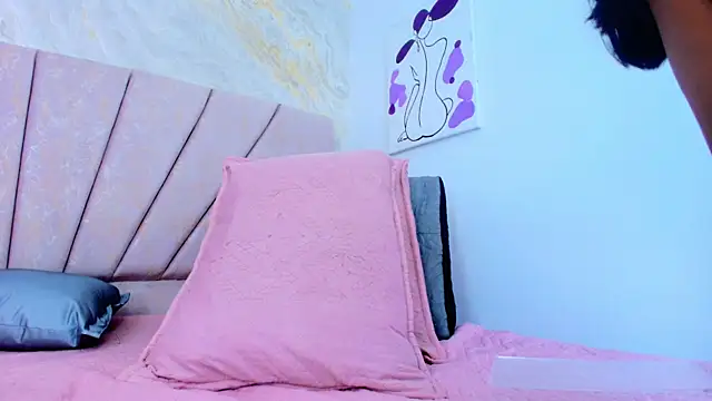 ariana florez  online show from July 24, 7:11 pm