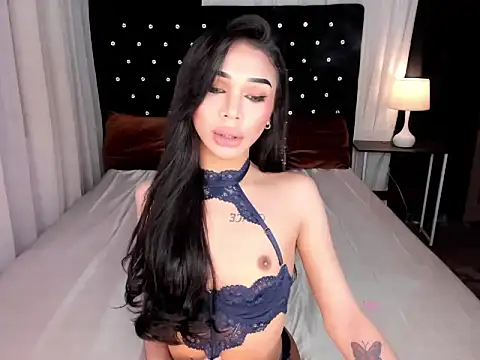 Herecummsamara69 online show from June 10, 5:55 pm
