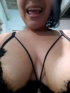 bruninhasurfi online show from July 29, 12:49 pm