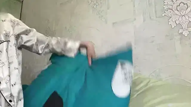 HeIen cute online show from June 14, 2:24 am