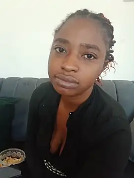 HotGarotinha online show from June 2, 9:43 am
