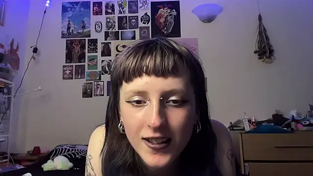 batzy666 online show from June 10, 12:04 pm