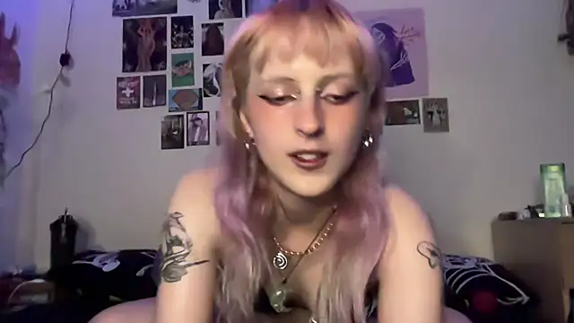 batzy666 online show from July 17, 10:52 am