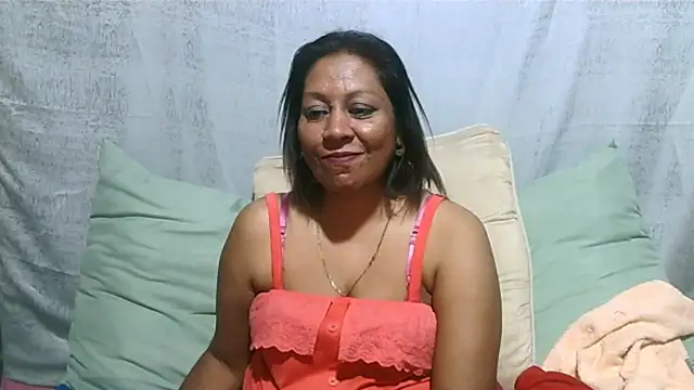 IndianSexyMilf69 online show from July 7, 6:47 am