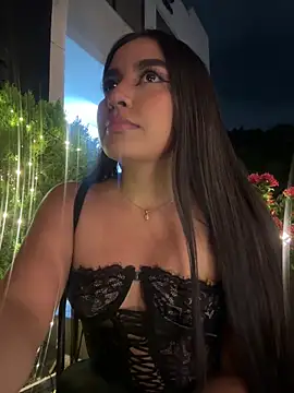 HaileyBieber  online show from June 3, 11:54 pm