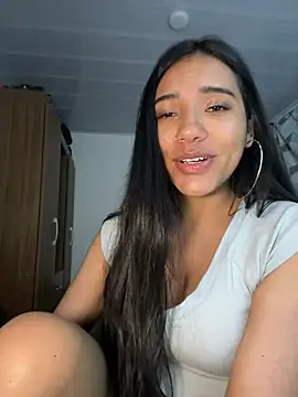 Caro Mildrey online show from June 4, 5:34 am