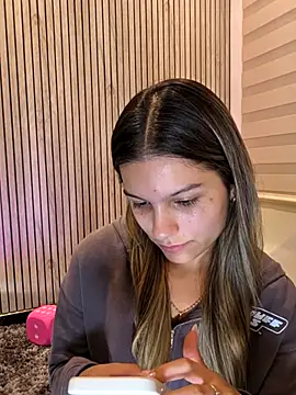 emilyvex online show from July 20, 10:39 am