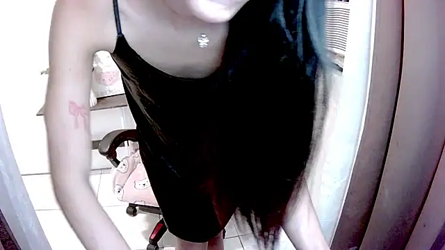Skeletal goddess online show from July 6, 5:37 pm