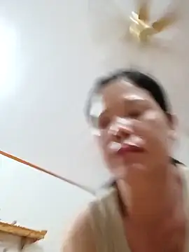 -Maya-a online show from May 30, 12:58 pm