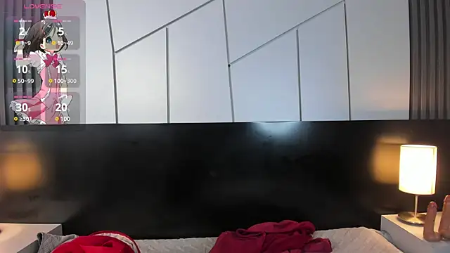 ChloeBelle  online show from July 20, 1:24 pm