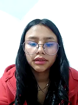Sofielovee-01 online show from July 17, 12:48 am