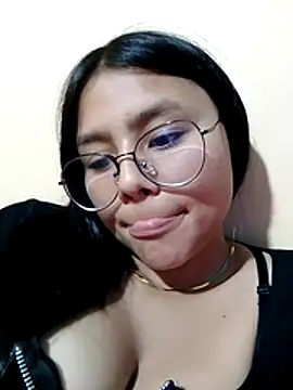 Sofielovee-01 online show from July 24, 2:31 am