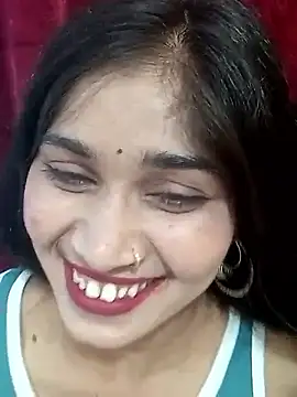 Naughty Kiara  online show from June 11, 5:37 am