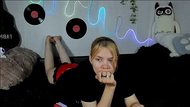 Milena Stasym online show from July 21, 6:36 am