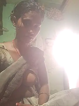 desiwife123coupl online show from July 29, 2:00 am
