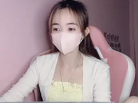 Alee8668 online show from July 28, 5:24 pm