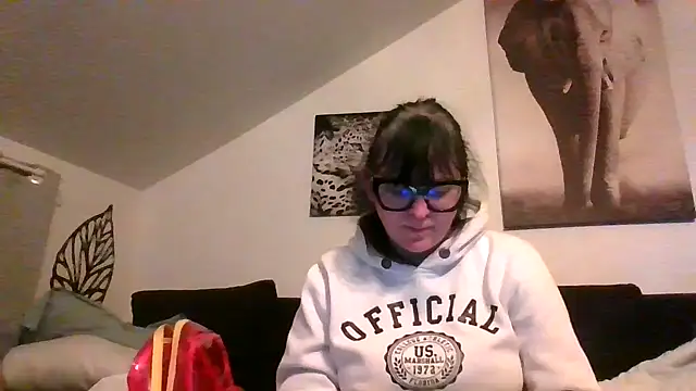 sexujuly88 online show from March 20, 10:47 pm