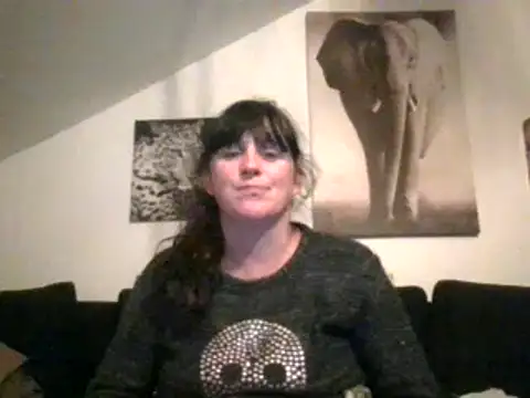 Snapshot of sexujuly88 chatting on September 22, 8:40 pm sexujuly88 online show from September 22, 8:40 pm