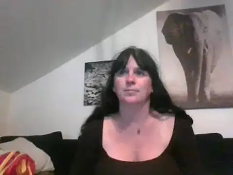 Snapshot of sexujuly88 chatting on October 2, 8:47 pm sexujuly88 online show from October 2, 8:47 pm