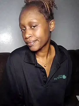 ellyhakz online show from June 29, 7:37 am