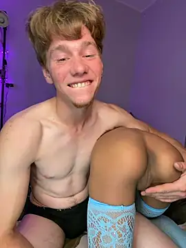 Crazycouplelive  online show from June 8, 1:28 am