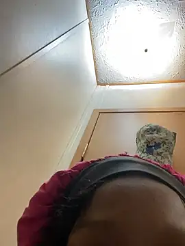 honeycum444 online show from July 22, 6:20 pm
