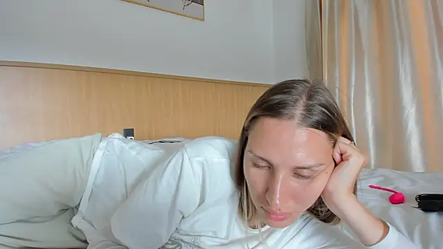 SofiClimbing online show from March 14, 5:41 am