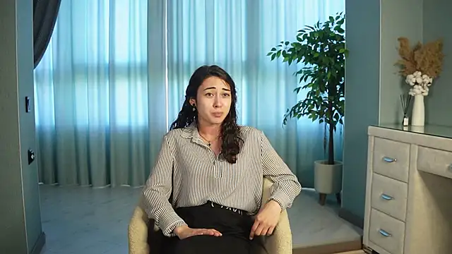 CherieFego online show from June 3, 9:10 am