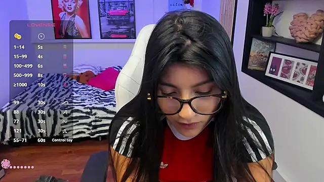 Hailey Adams online show from July 21, 11:44 am