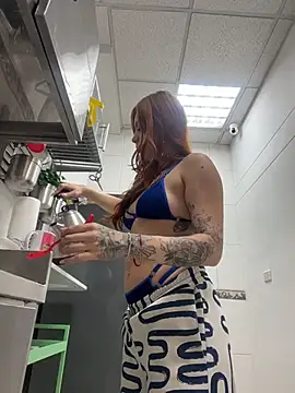 RedHotTeaseXXX online show from July 22, 1:23 pm